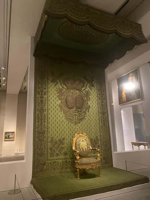 Guided Tour of The Royal Collections Gallery - Small Group Quality: Personal Attention Without the Fancy Attitude