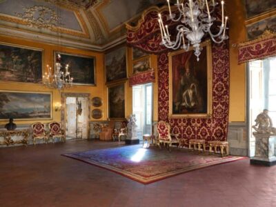 Guided Tour to the Doria Pamphilj Gallery, Rome - Meeting at Fontana del Facchino and starting with less friction