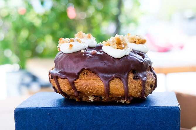Handcrafted Donuts & Street Art: Wynwood's Most Unique Food Tour - Guides make the difference: Joana, Kenneth, Lizzie, Nick, and Robbie