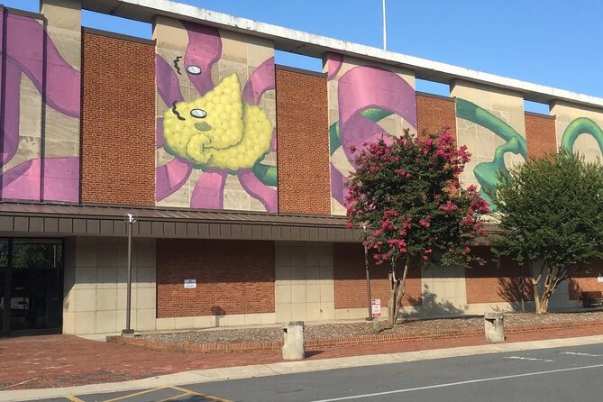 "In The Streets & Eats" Mural Art Tour Of Charlotte - A party cart tour that actually fits Uptown Charlotte