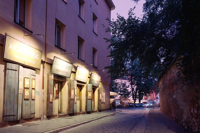 Kazimierz, Jewish Ghetto, Schindler's List story - Golf Cart Tour - Getting your bearings: start at plac Jana Matejki and how the timing feels