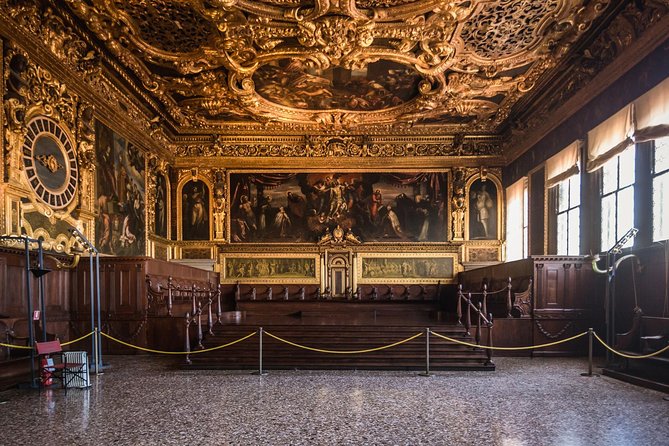 Kingly Venice: Doge Palace Ticket, Guided Tour & History Gallery - Bridge of Sighs and the prisons: Casanova’s shadow