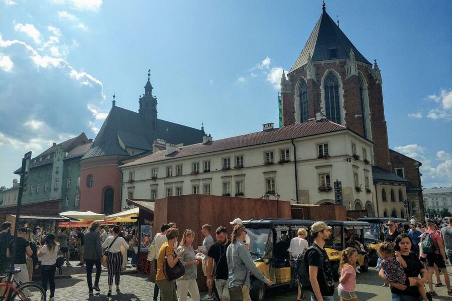 Krakow: City Golf Cart Tour and Schindler's Factory Museum - Who This Tour Suits Best (and Who Should Rethink It)