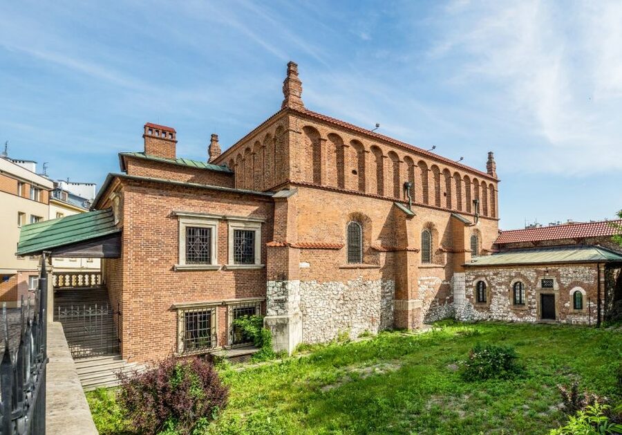 Krakow: Jewish Quarter and Ghetto Sightseeing Golf Cart Tour - Pod Orłem Pharmacy: Why One Landmark Can Mean More Than Many Words