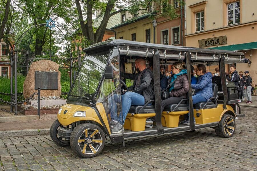 Krakow: Old Town and Wawel Castle Guided Golf Cart Tour - Key highlights to look for