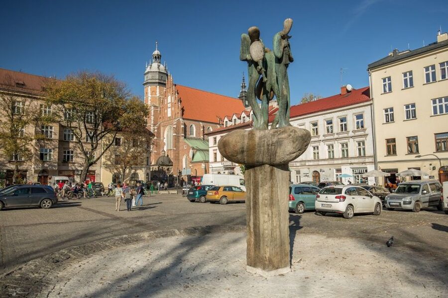Krakow: Old Town, Ghetto, and Kazimierz Golf Cart Tour - Jewish Ghetto Context Comes Through While You Drive