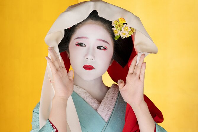 Kyomai Dance by Maiko Geiko and Visits of Gion Art Museum Kyoto - Meeting point at Yasaka Club and how to find the entrance