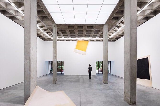 La Roma Private Art Tour - Who should book this tour—and who might want a different option