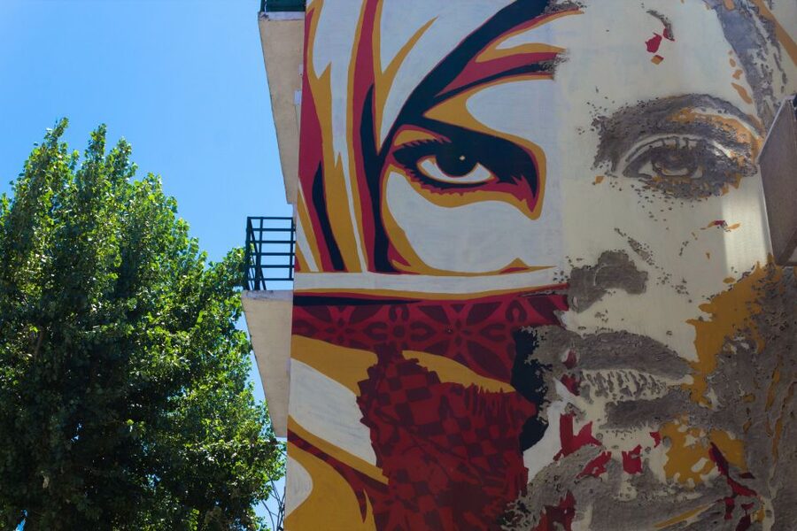 Lisbon: 3-Hour Street Art Tuk Tuk Tour - Views in Castelo and Graça: Why the Photo Stops Matter