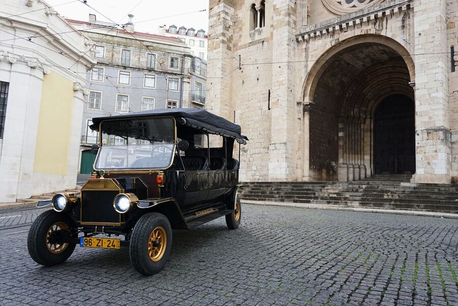 Lisbon: 3-Hour Street Art Tuk Tuk Tour - From LX Factory to Alfama: Neighborhood-by-Neighborhood Art