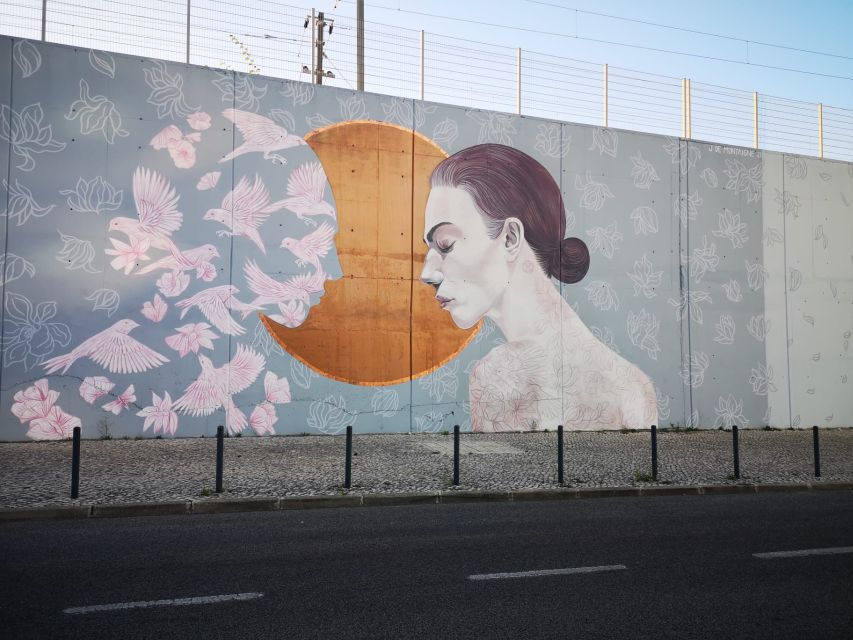Lisbon: Street Art Tuk Tuk Tour - Why a tuk-tuk is the best way to see Lisbon’s newer street-art map