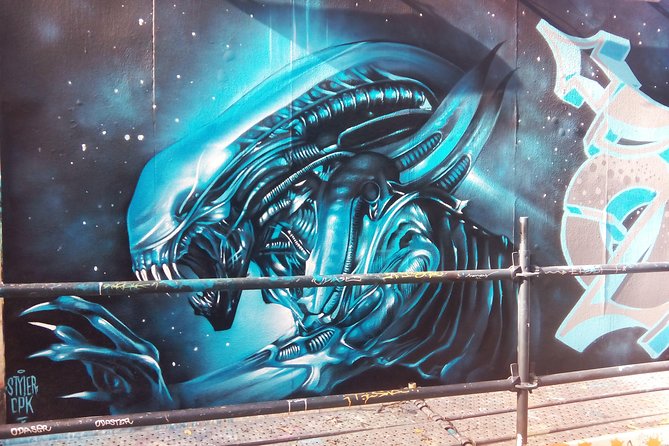 Lisbon: Street Art Walk - Mouraria and the Alfama Edge: Getting Context While You Wander