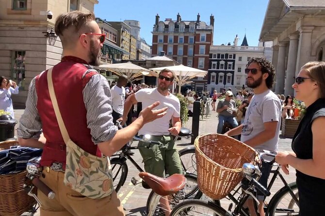 London Bike Tour: Landmarks, Secret Gems, Pub Stop & Street Art - London landmarks, plus a pub and graffiti that you actually do