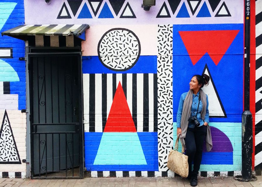 London East End - Guided Walking Tour 12 guests 2,5h - Brick Lane and High Street: the street-art aftertaste