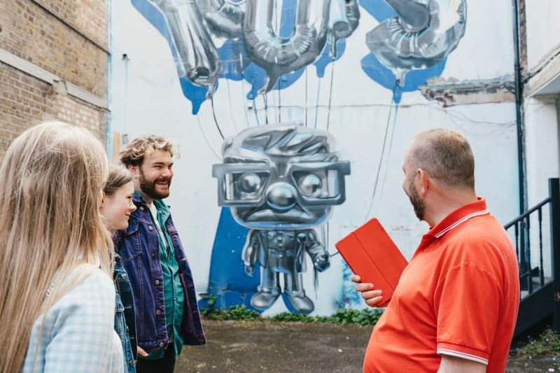 London: East End Instagrammable Street Art & Graffiti Tour - Entering the East End: why this route feels smart