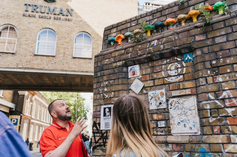 London: East End Instagrammable Street Art & Graffiti Tour - Spitalfields and Shoreditch: photo stops where small choices matter