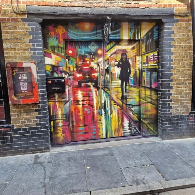 London: East End Instagrammable Street Art & Graffiti Tour - The short stops that actually add meaning