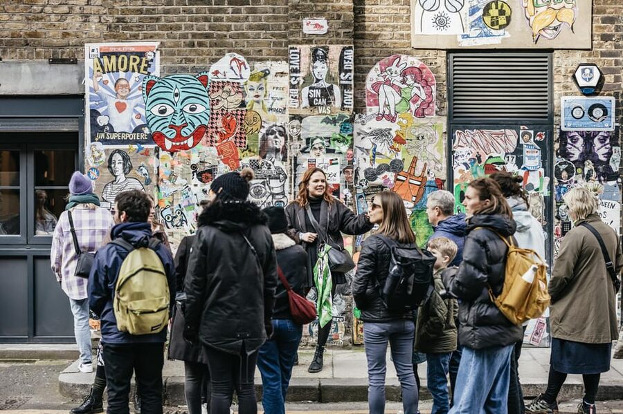 London: East End Street Art Tour and Spray Painting Workshop - Meeting Under the White Goat Statue: the first clue you’re in the right place