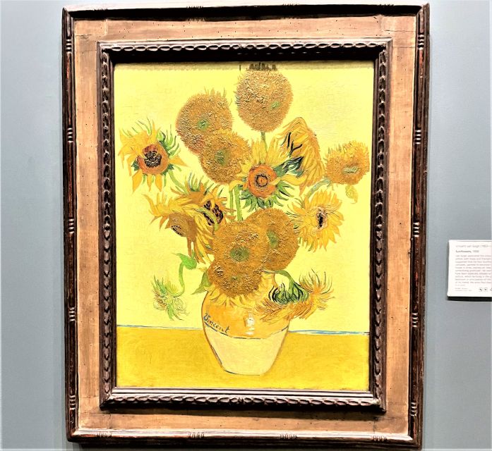 London: Private Tour of the National Gallery with tickets - The stories inside the paintings: hidden messages, apologies, and power plays