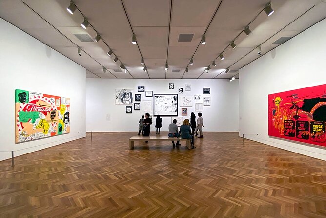 London Tate Modern Guided Small-Group Tour with Max 6 People - Stop at Tate Modern: what you’re really seeing in 2 hours