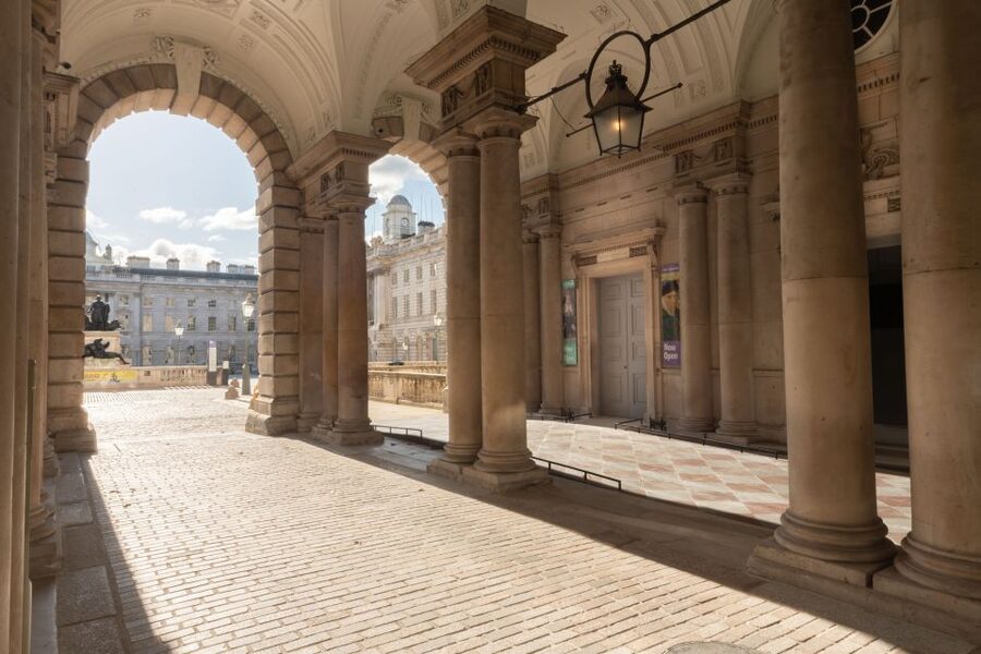 London: The Courtauld Gallery at Somerset House Entry Ticket - Walking into Somerset House for your Courtauld stop