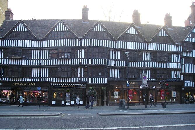 London Walking Tours eg Dickens Ted Lasso or National Gallery - Price and value: $410.14 per group for up to 15 people