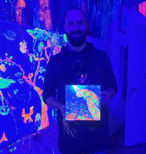 Lyon : Neon painting in an artist's studio - gallery - Price and Value: Is $46 Worth One Big Neon Session?