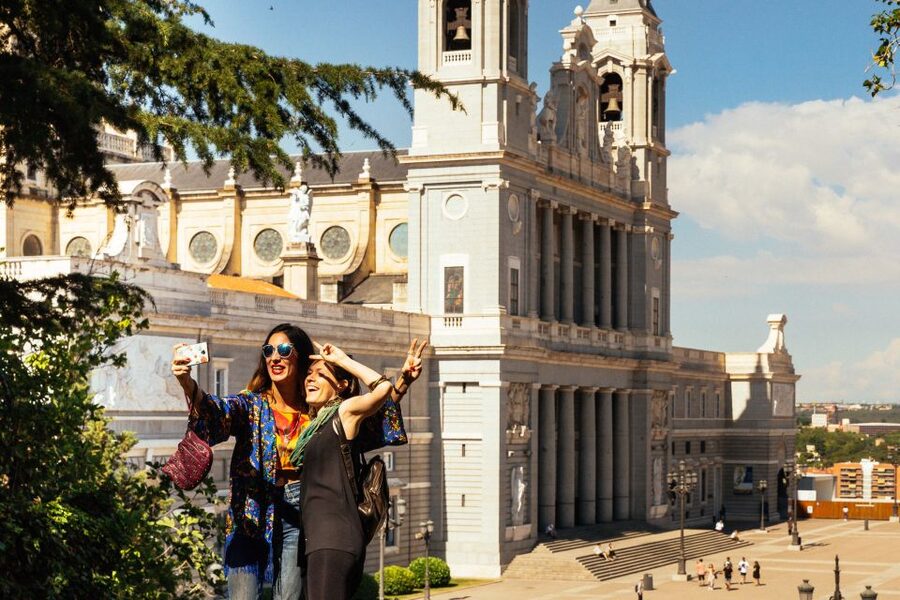 Madrid: 1.5-Hour Private Kick-Start Tour with a Local - What’s Included (and What You’ll Pay Separately)