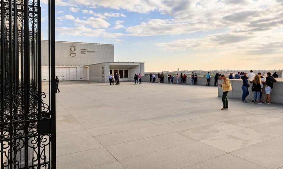 Madrid: Royal Collections Gallery Entry Ticket - Starting on the top floor: your five-century route in plain order