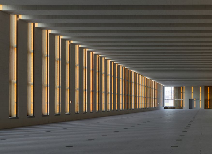 Madrid: Royal Collections Gallery Entry Ticket - How to get there fast: Ópera metro, Príncipe Pío trains, and bus lines