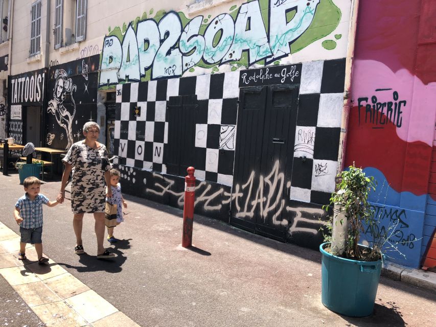 Marseille: Street Art Walking Tour and Local Drink - Ending with a drink: why the finish feels like part of the neighborhood