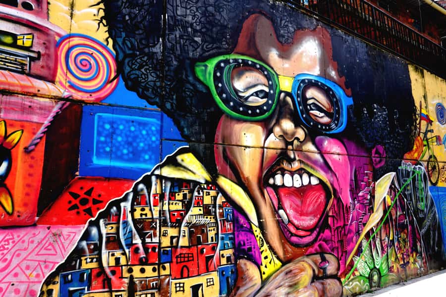 Medellín: Private Comuna 13 Street Art Tour - Street art you can actually read (even if you usually skip captions)