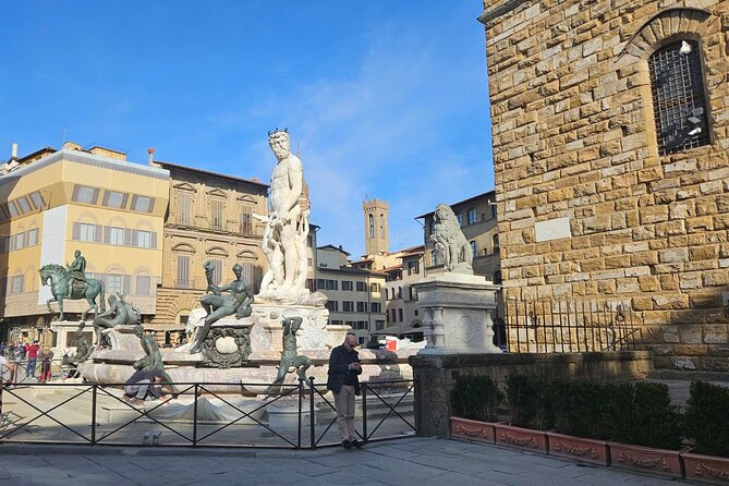 Michelangelo’s David & Medici Treasures Accademia Gallery Tour - Practical comfort: wear shoes you trust