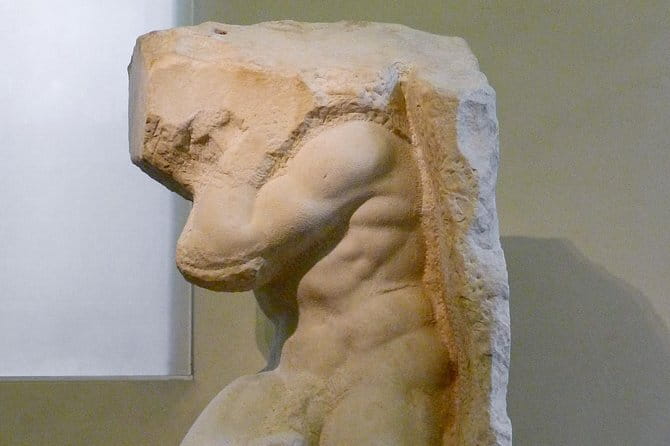 Michelangelo's David tour and entry tickets - Small group tour - Meeting at Via Cavour 21R, then getting to the Accademia fast