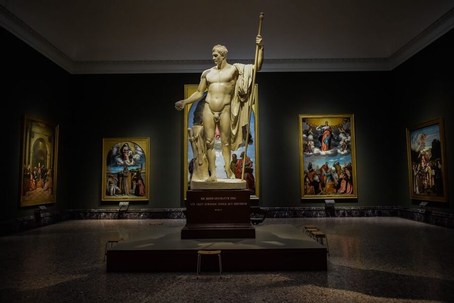 Milan: Pinacoteca Art Gallery and Brera District Guided Tour - Getting the most out of your guide: what to look for in the first minutes