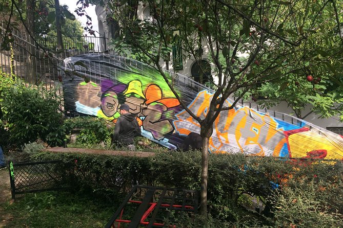 Montmartre Street Art Tour with an Artist - Who this tour is best for (and who might skip it)