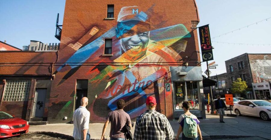 Montreal: Street Art & Mural 2-Hour Guided Walking Tour - Entering the Plateau mural world: what makes this walk different
