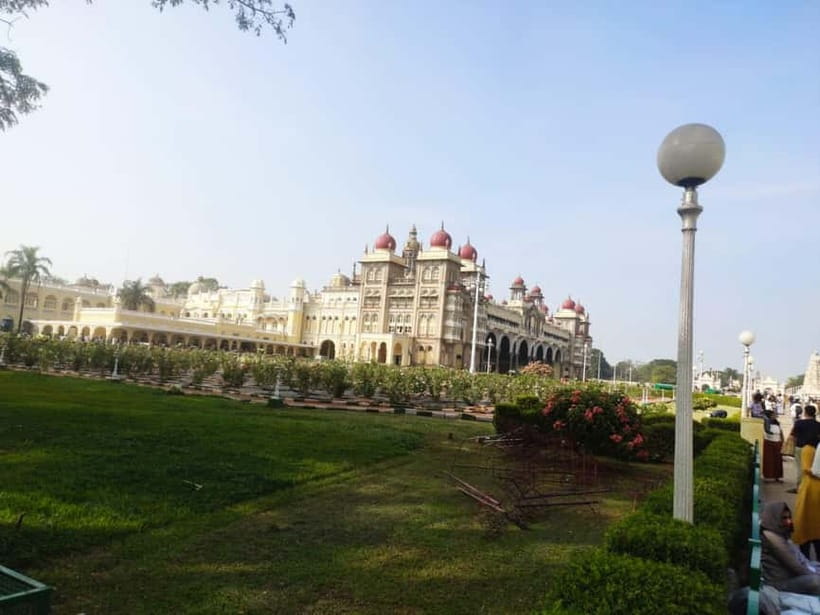 Mysore: Palace, Art Gallery & Devaraja Market Walking Tour - Who This Tour Fits Best (and Who Might Be Frustrated)