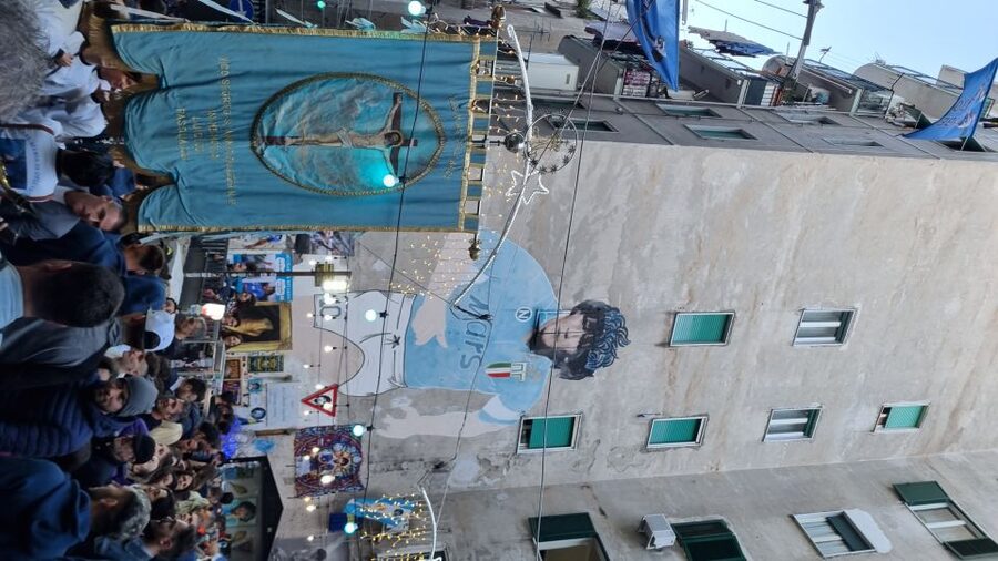 Naples Essentials: Monuments, Local Life & Street Art - Maradona murals: why street art matters in Naples