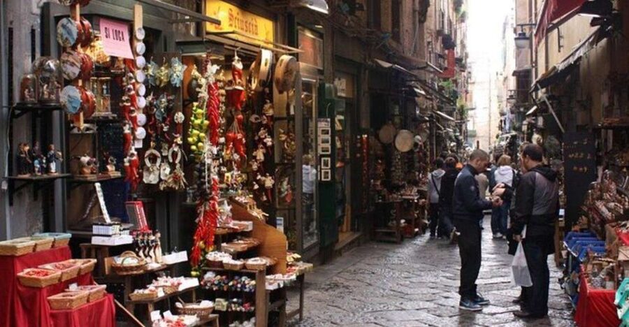 Naples : Spanish Quarter & Maradona Street Art Tour - Maradona street art: how the guide helps you read the murals