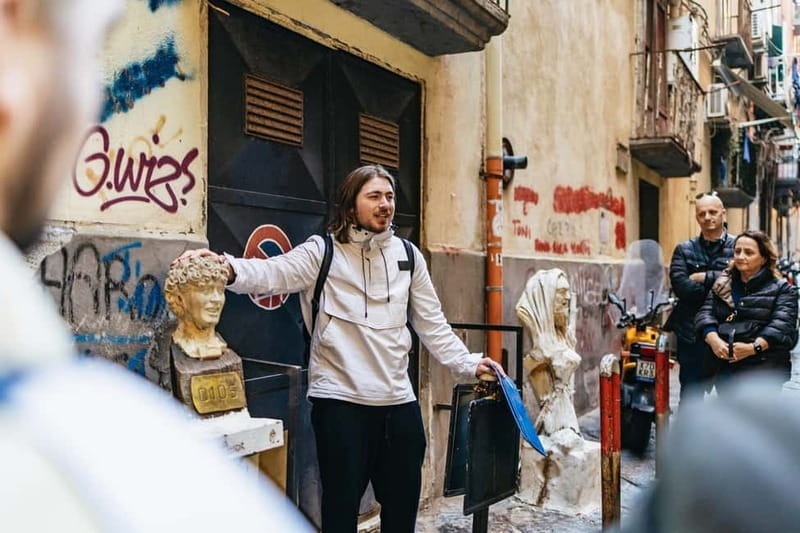 Naples: Spanish Quarters Folk Street Art w/ Sweets Tasting - Who should book this tour (and who might not love it)