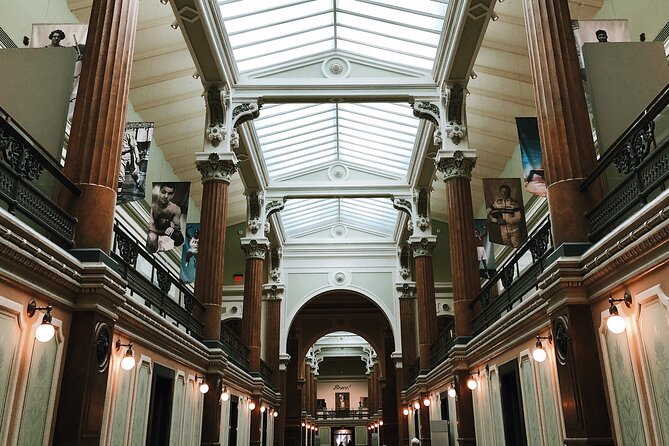 National Archives + National Portrait Gallery Tour 6ppl Max - Portrait Gallery + American Art: presidential faces and art you can actually follow