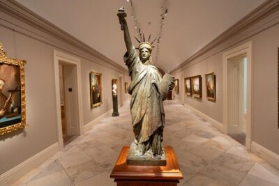 National Portrait Gallery & American Art Museum Semi-Private Tour - Smithsonian American Art Museum: seeing preservation work up close