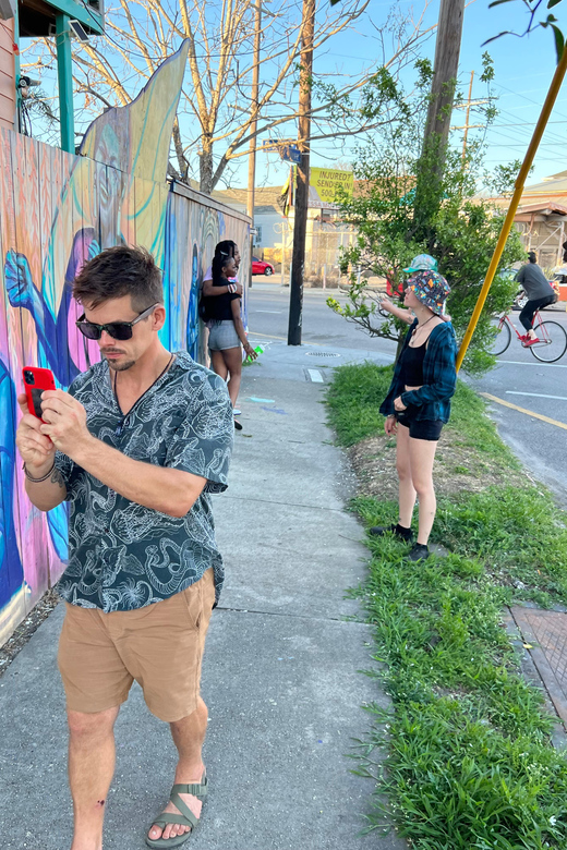 New Orleans Culture Street Art & Mural Walk - Who this New Orleans mural walk suits best
