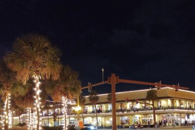Nights of Lights Private Electric Joy Ride up to 5 people! - From Spanish Street to the Historic District: What You’ll See