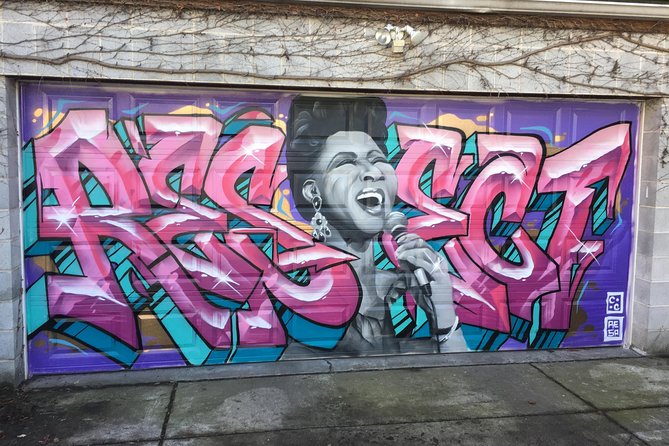 Offbeat Street Art Tour of Chicago: Urban Graffiti, Art, and Murals - Stop 1 Bucktown: the tour’s art tone setter