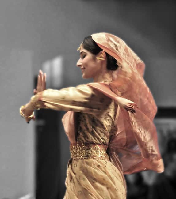 Old Delhi Haveli with live Classical dance, music & cuisine - Kathak Performance: Storytelling Through Hands, Footwork, and Faces
