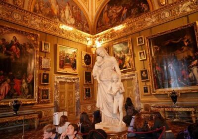 Palatina Gallery and Pitti Guided Tour in Florence - Palatine Gallery guided tour inside Palazzo Pitti