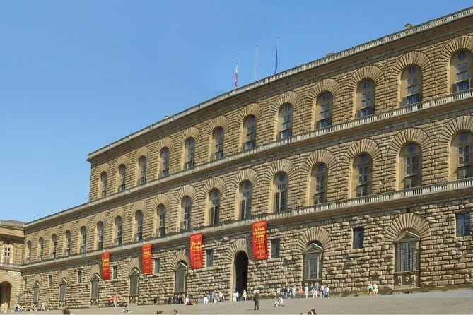 Palatine and Modern Art Gallery at the Pitti Palace in Florence - The Palatine Gallery: 500+ works in Medici-style private rooms