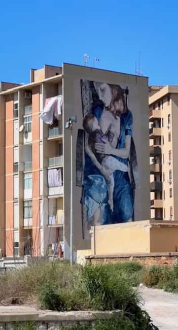 Palermo: Street Art and Urban Life Walk - Vucciria and Kalsa on Foot: Murals, Shutters, and Everyday Urban Life